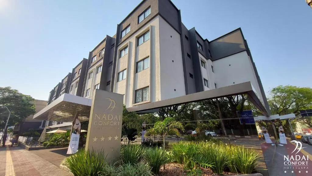 نادای کانفرت